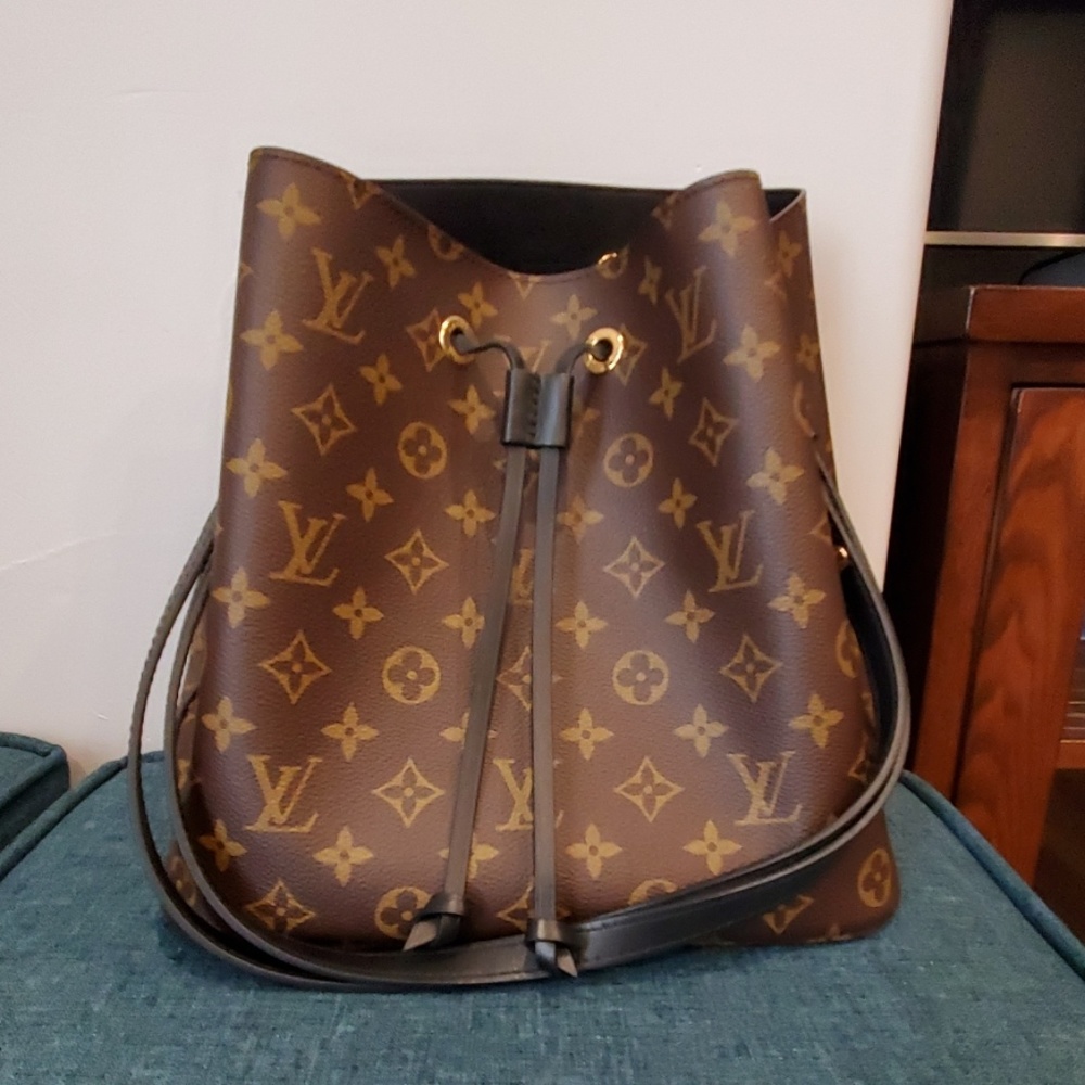 Louis Vuitton Neonoe